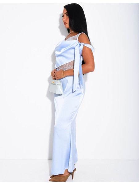 Robe longue en satin à doublure en dentelle