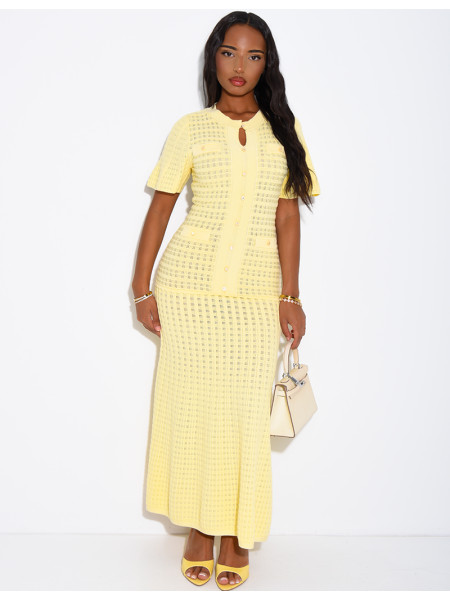 Robe longue texturée et évasée à boutons