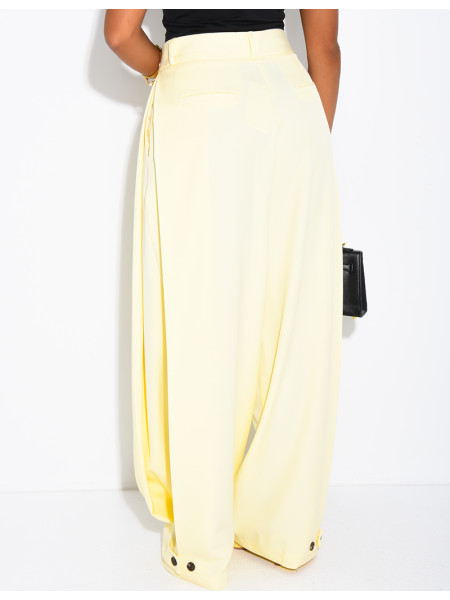 Pantalon de tailleur bouffant à boutons aux chevilles