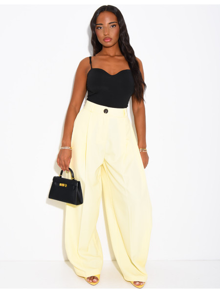 Pantalon de tailleur bouffant à boutons aux chevilles