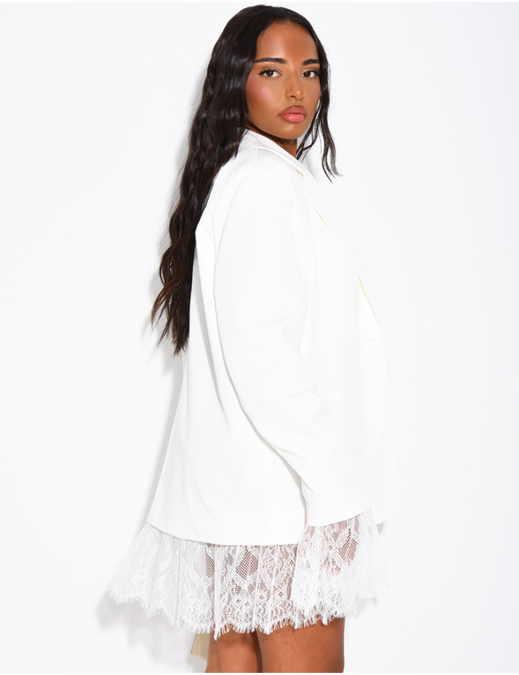 Oversized blazer with delicate lace trim