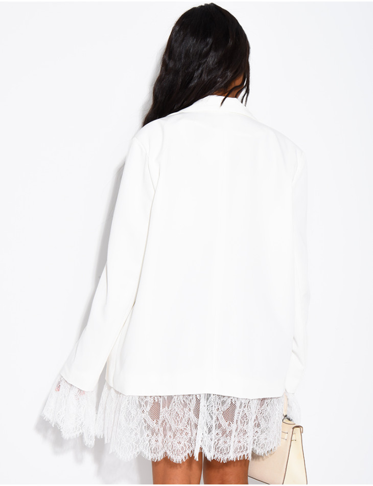 Oversized blazer with delicate lace trim