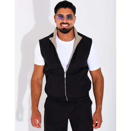 Reversible sleeveless jacket