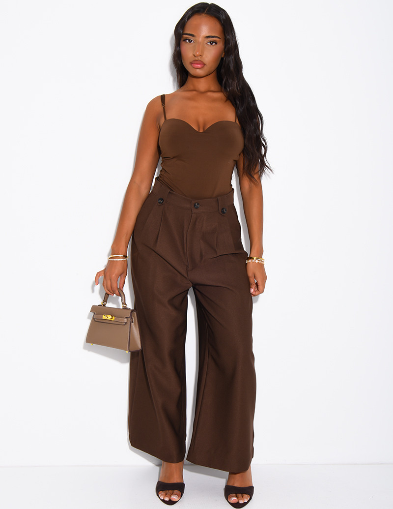 Pantalon de tailleur court