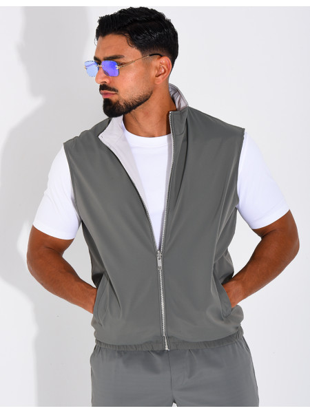Reversible sleeveless jacket