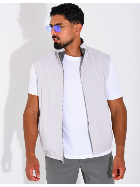 Reversible sleeveless jacket