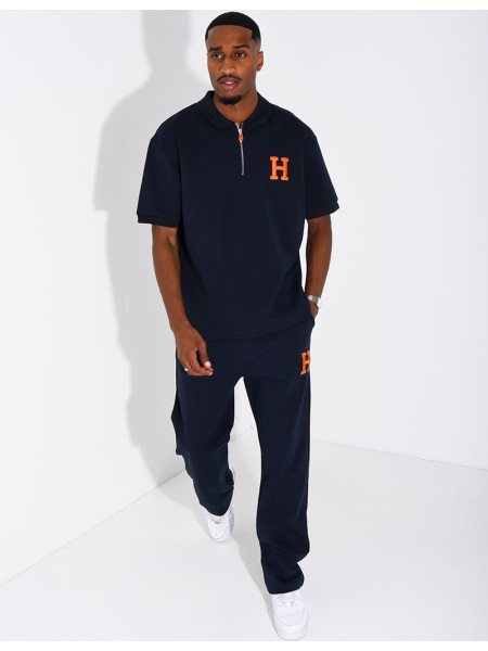 Set aus Hose und Polohemd mit dem Buchstaben H