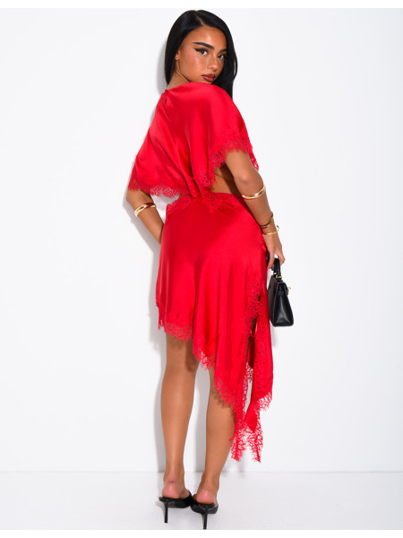 Langes, durchbrochenes Satin-Kleid mit Spitzenbesatz