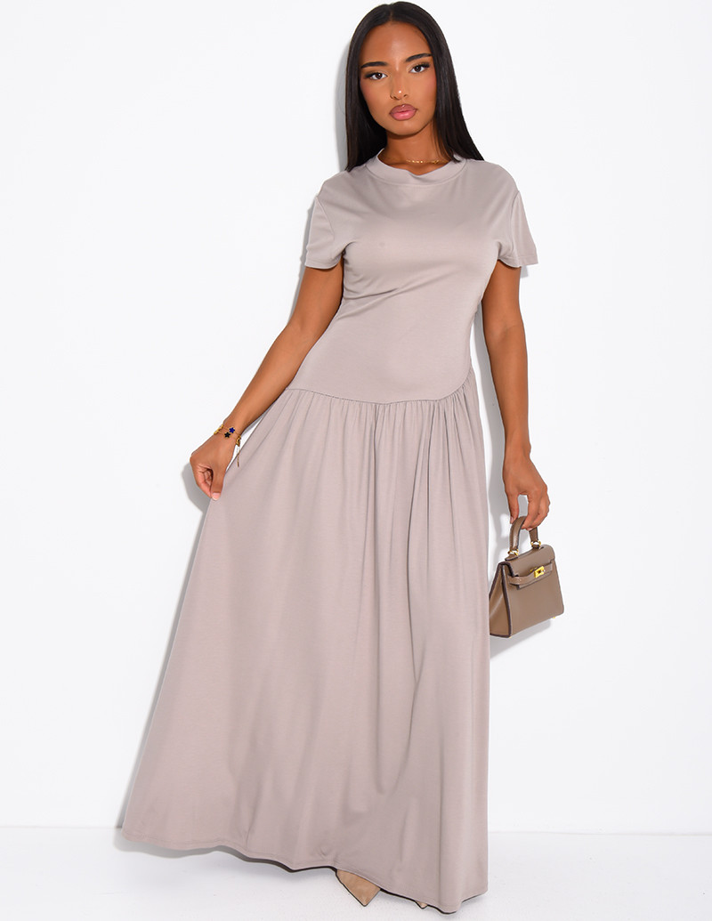 Robe fluide manches courtes...