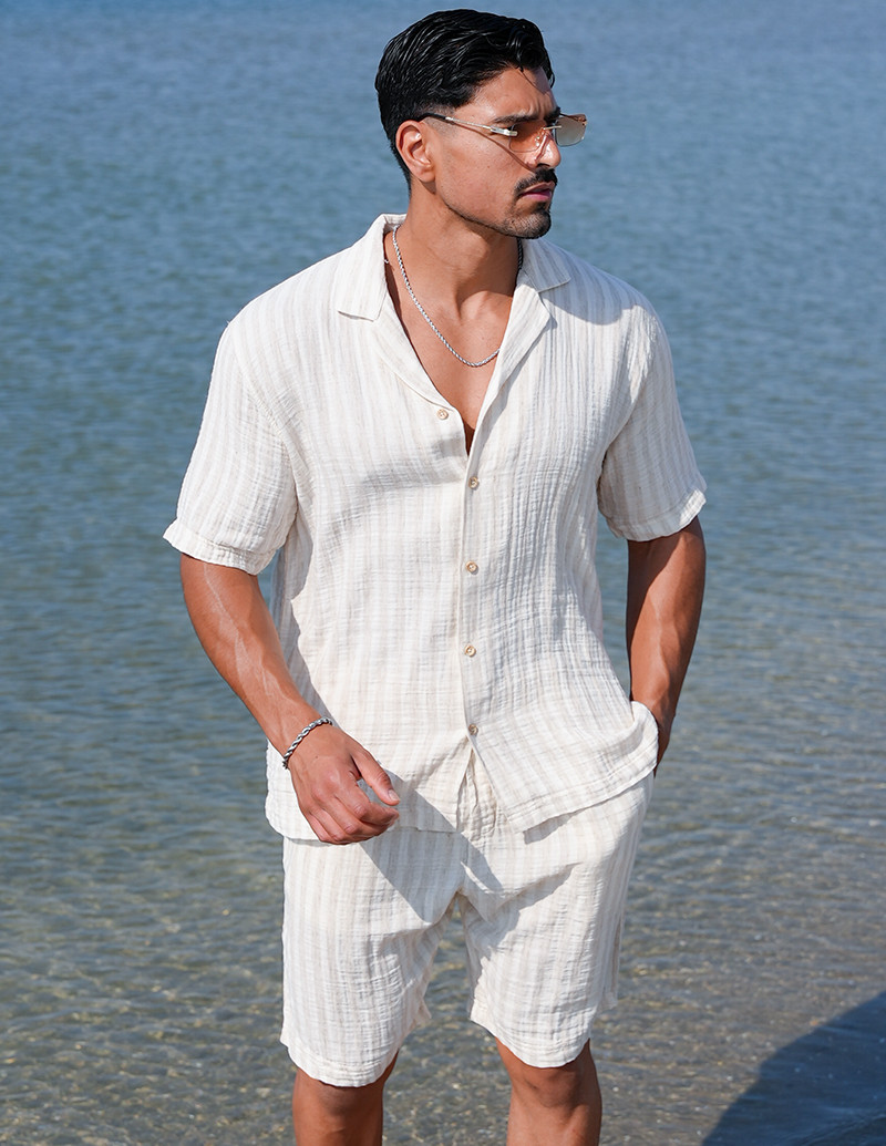 Ensemble short et chemise à...