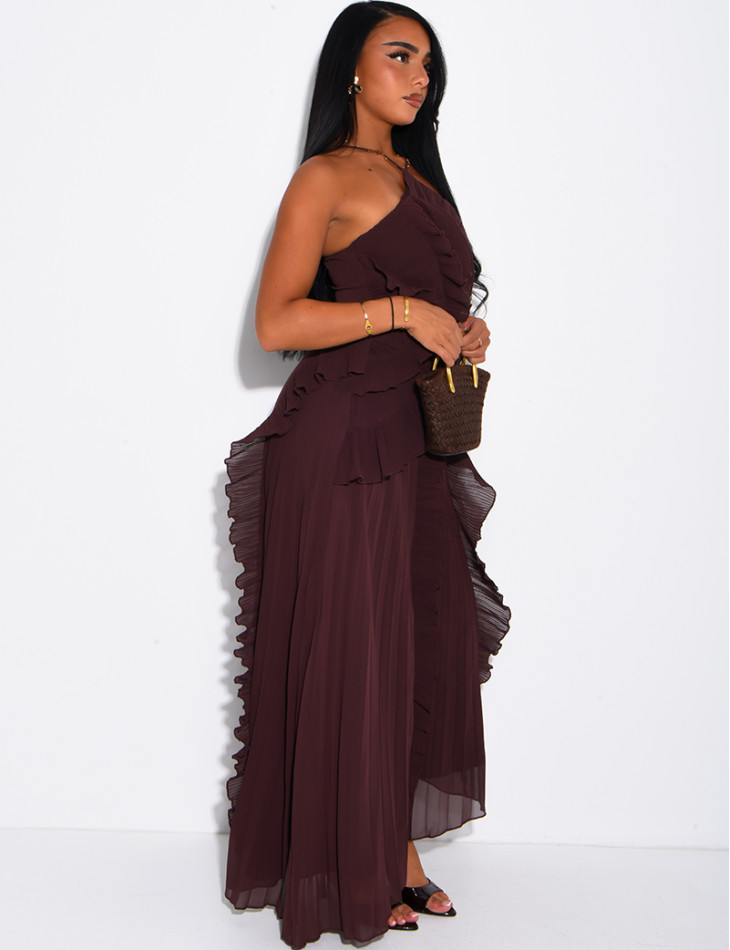 Langes, rückenfreies, plissiertes Kleid mit Volants