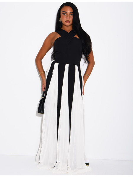 Robe longue à empiècements en voile contrastant et col croisé