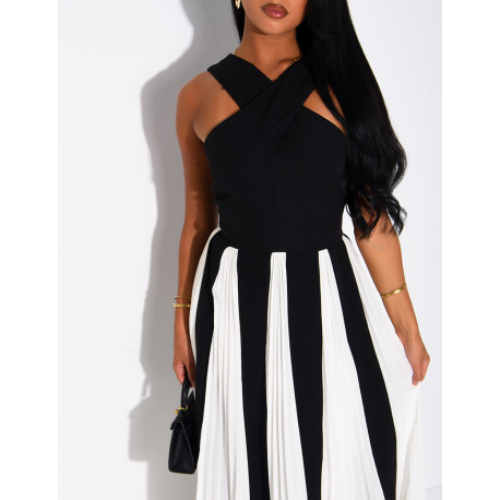 Robe longue à empiècements en voile contrastant et col croisé