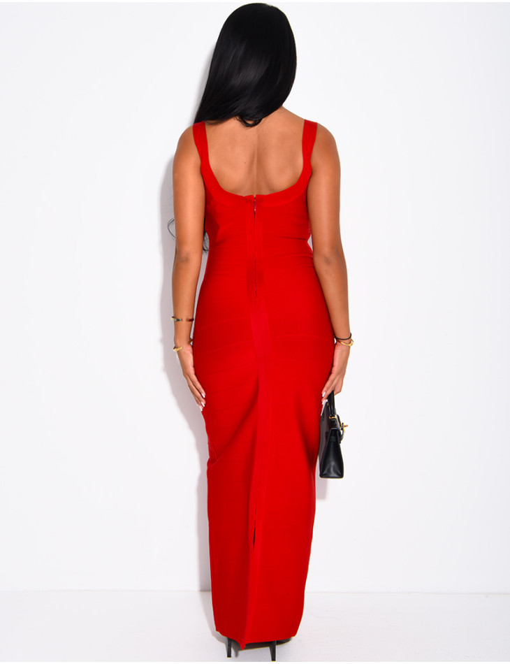 Long, figure-hugging bandage dress
