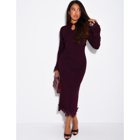Robe pull côtelée à bordures en dentelle