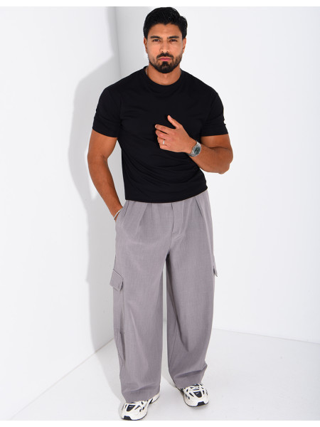 Fließende Oversize-Hose mit Cargotaschen