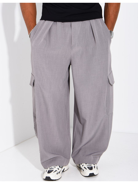 Fließende Oversize-Hose mit Cargotaschen