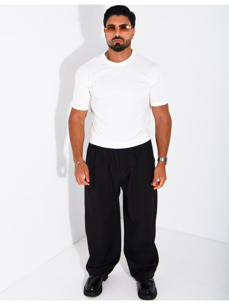 Loose-fitting balloon-style pants