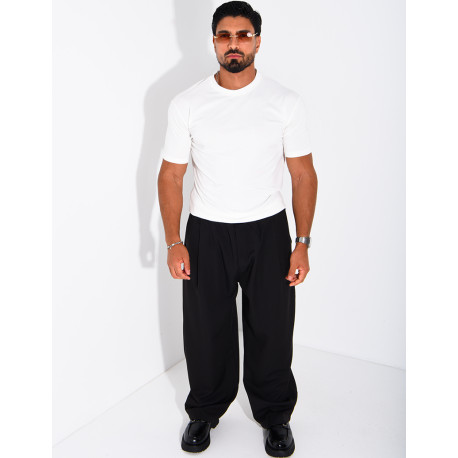Loose-fitting balloon-style pants