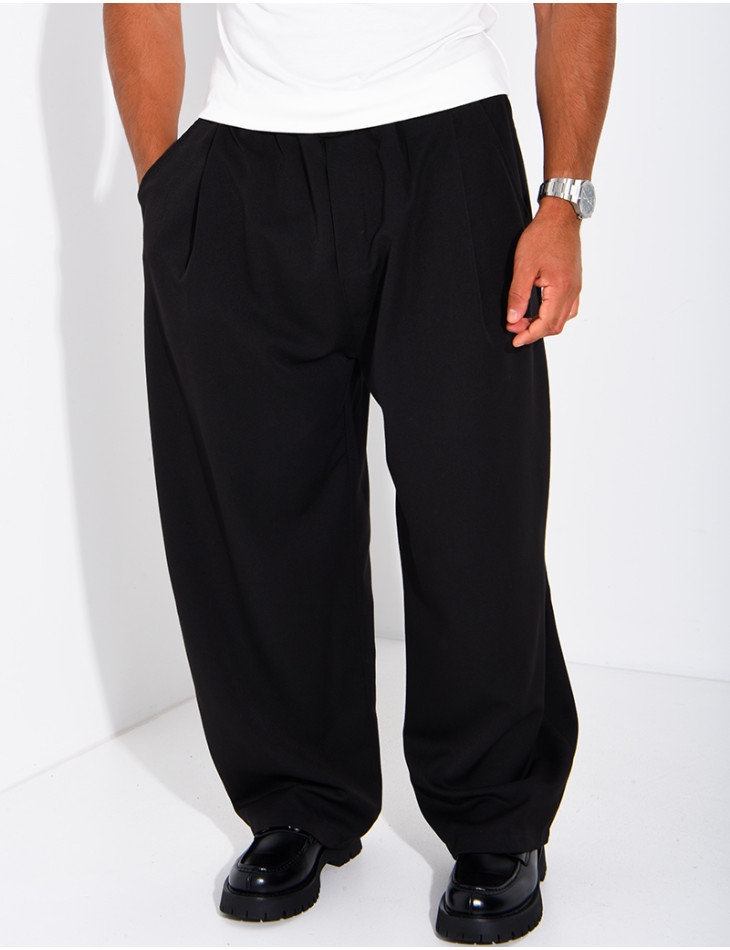 Loose-fitting balloon-style pants