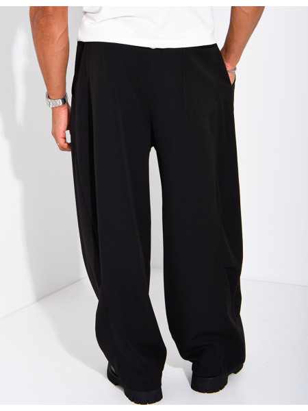 Loose-fitting balloon-style pants