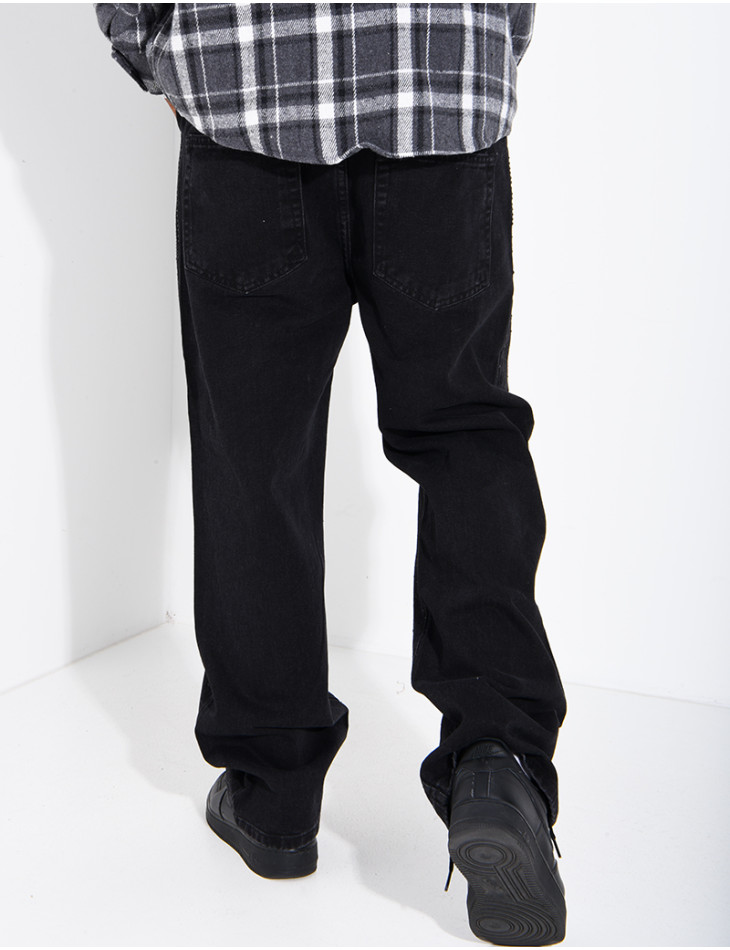 Herrenjeans im Regular-Schnitt mit Strasssteinen