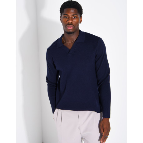 Soft-knit sweater with a polo collar