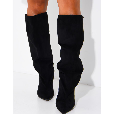 Bottes en suédine effet bouffantes