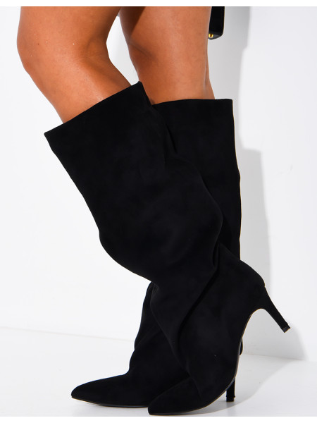 Bottes en suédine effet bouffantes
