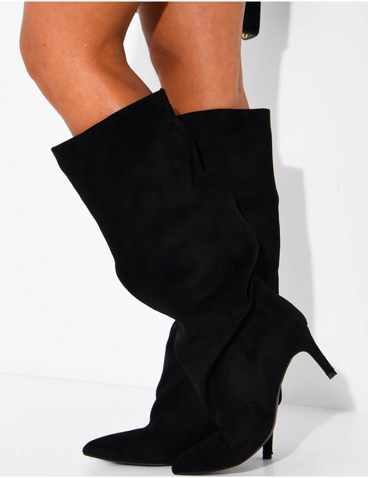 Bottes en suédine effet bouffantes