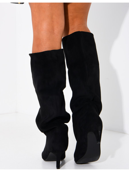 Bottes en suédine effet bouffantes