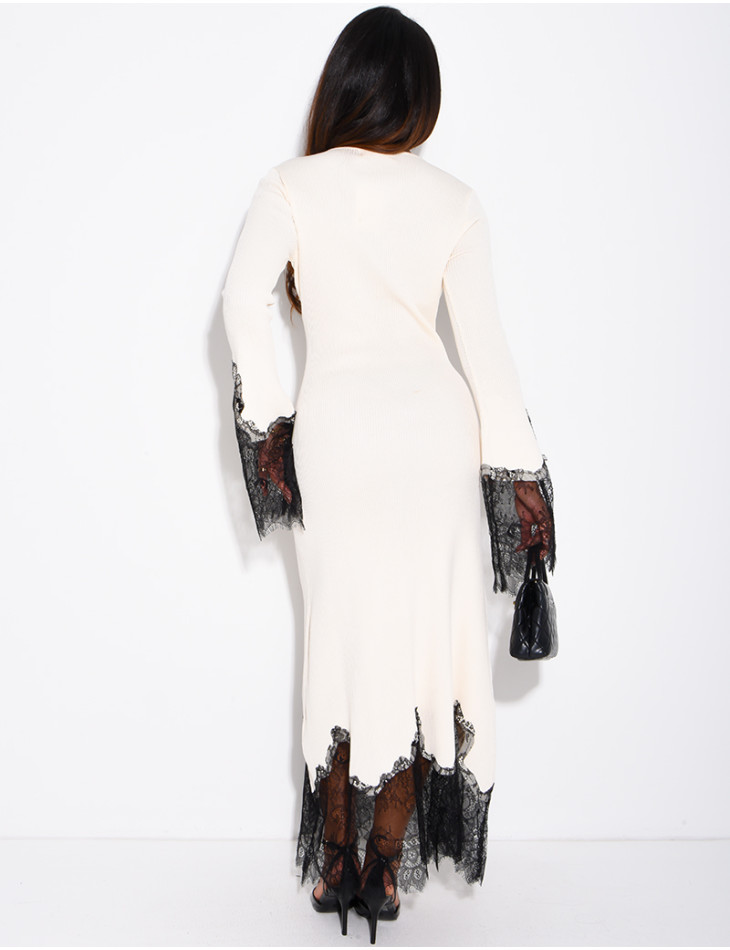 Fitted jumper dress with fine lace trim