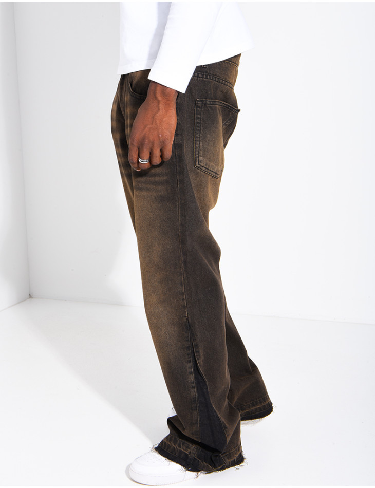 Men's regular-fit jeans with a brown wash