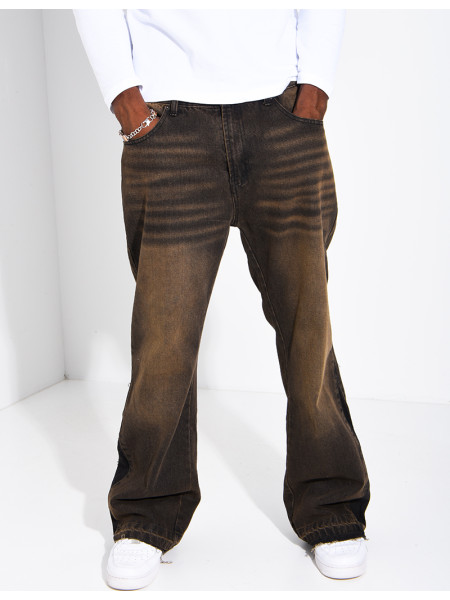 Men's regular-fit jeans with a brown wash