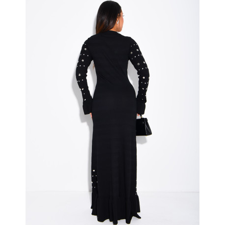 Long dress with round metal rivets