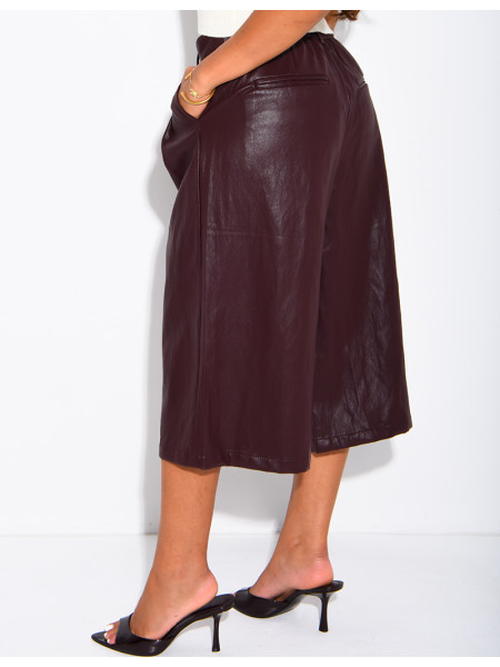 Long faux leather Bermuda shorts