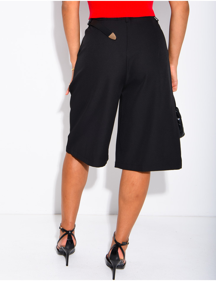 Bermudashorts mit Falten und Bund