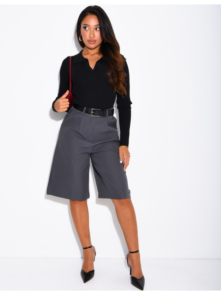 Bermudashorts mit Falten und Bund