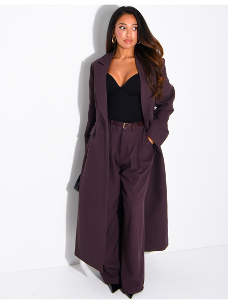 Manteau style blazer très long cintré à la taille