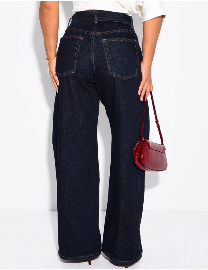 Weite Jeans in Raw Denim-Blau mit Gürtel an der Taille