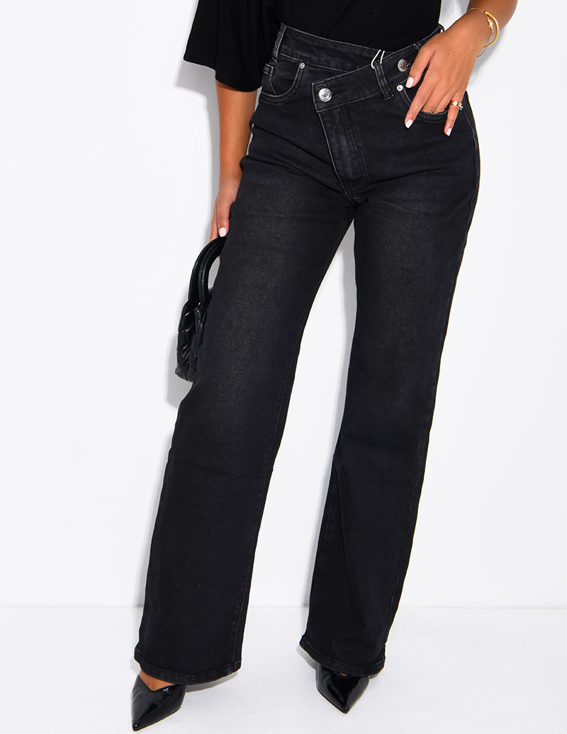 Straight-leg stretch jeans...