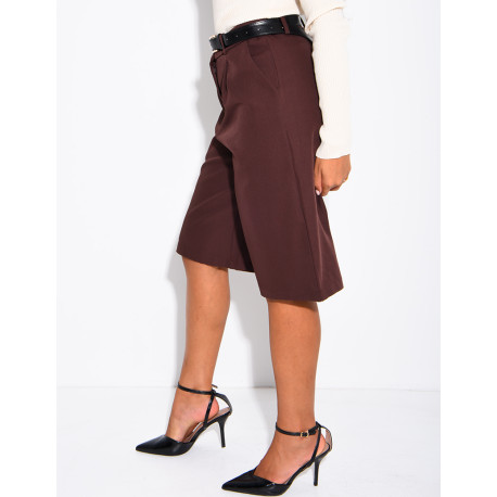 Bermudashorts mit Falten und Bund