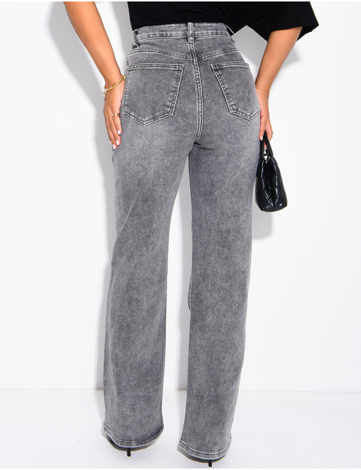 Graue, ausgewaschene Jeans mit geradem Schnitt und Stretchanteil