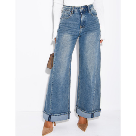 Weit geschnittene Jeans mit High-Waist-Schnitt und Washed-Effekt