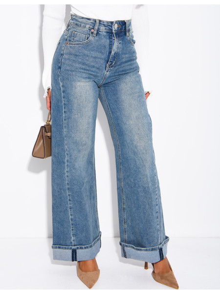 Weit geschnittene Jeans mit High-Waist-Schnitt und Washed-Effekt