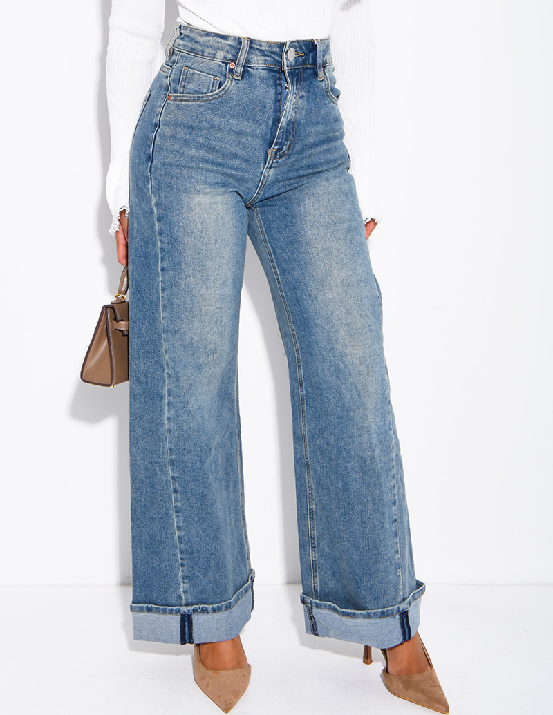 Weit geschnittene Jeans mit...