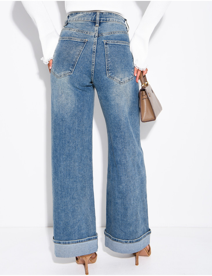 Weit geschnittene Jeans mit High-Waist-Schnitt und Washed-Effekt
