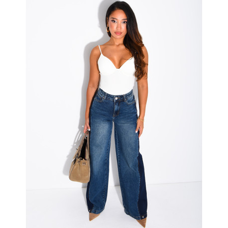Jeans mit weitem Bein, verwaschener Optik und kontrastierenden Einsätzen
