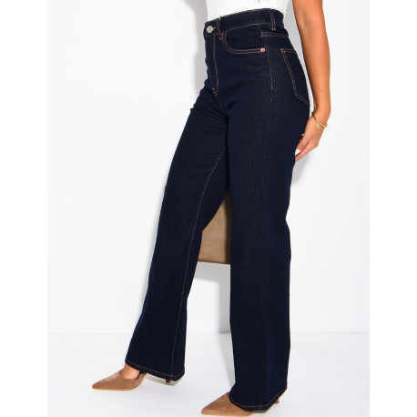 Gerade geschnittene Jeans in Raw Denim mit Stretchanteil