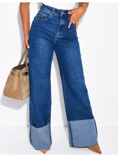 Jeans bleu brut retroussé